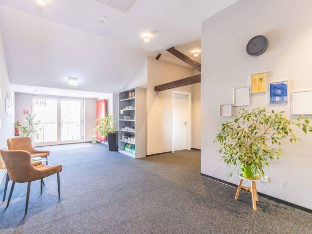 Bürofläche zur Miete provisionsfrei 3.500 € 13 Zimmer 463 m² Bürofläche teilbar ab 94 m² An der Beek 255 Elmpt Niederkrüchten 41372