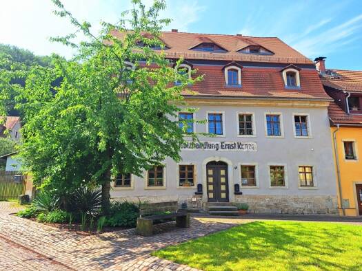 Einfamilienhaus zum Kauf 395.000 € 6 Zimmer 194 m² 250 m² Grundstück Pirna Pirna 01796
