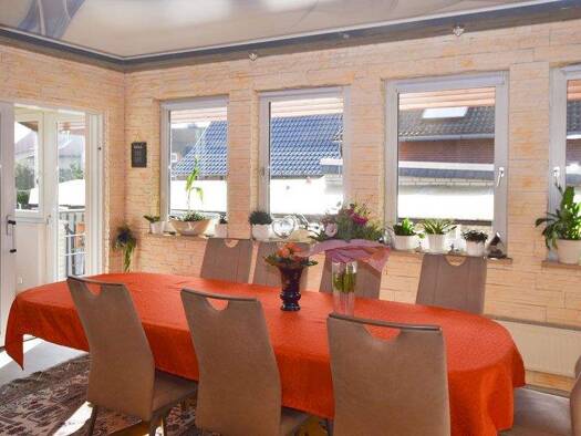 Einfamilienhaus zum Kauf 350.000 € 7 Zimmer 216 m² 761 m² Grundstück Weyhausen, Kreis Gifhorn 38554