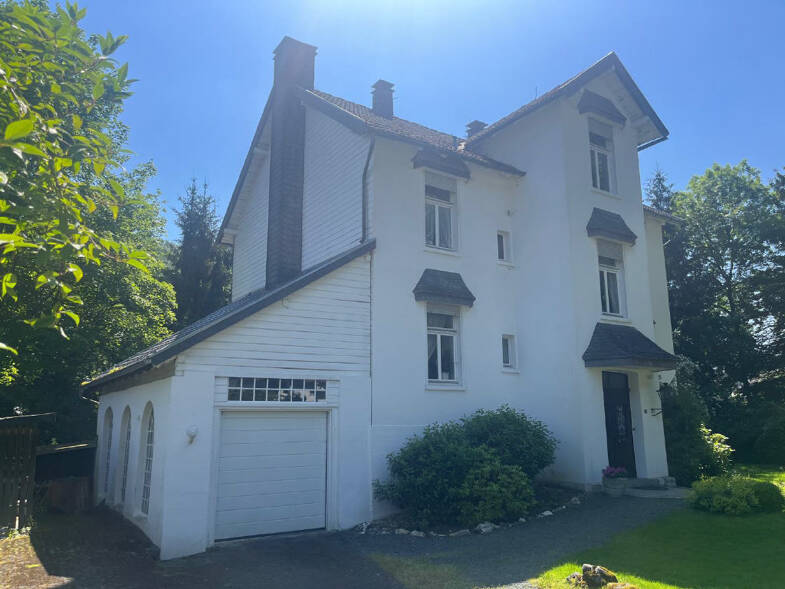 Villa zum Kauf 325.000 € 9 Zimmer 260 m² 3.142 m² Grundstück Ramsbeck Bestwig-Ramsbeck 59909