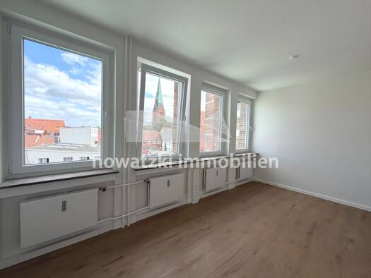 Bürofläche zur Miete provisionsfrei 14 € 4 Zimmer 135 m² Bürofläche Innenstadt Lübeck 23552