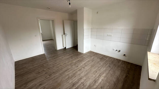 Wohnung zur Miete 525 € 2 Zimmer 50,8 m² 1. Geschoss frei ab 14.06.2025 Leonhardstr. 17 Memmingen Memmingen 87700