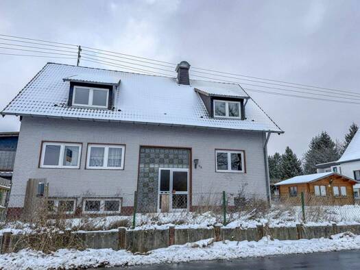 Mehrfamilienhaus zum Kauf 189.000 € 6 Zimmer 168 m² 640 m² Grundstück Locksiefen Windeck 51570