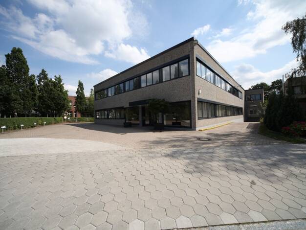 Laden zum Kauf 4.950.000 € Poppenbüttel Hamburg 22399