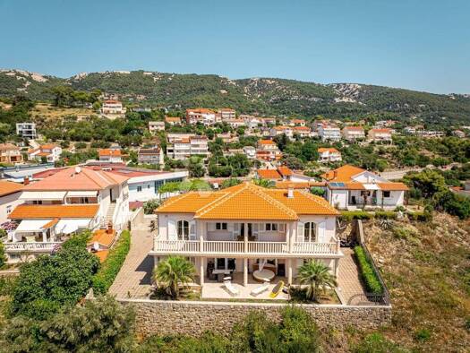 Einfamilienhaus zum Kauf 1.490.000 € 5 Zimmer 170 m² Banjol, Rab Rab 51280