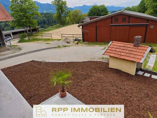Haus zum Kauf provisionsfrei 1.295.000 € 12 Zimmer 455 m² 24.051 m² Grundstück Reichhausener Straße 27 Reichhausen Siegsdorf 83313