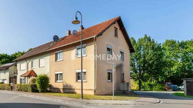 Doppelhaushälfte zum Kauf 170.000 € 5 Zimmer 100 m² 223 m² Grundstück Trunstadt Viereth-Trunstadt 96191