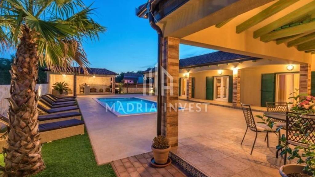 Haus zum Kauf 819.000 € 7 Zimmer 285 m² Brisevo, Policnik Policnik