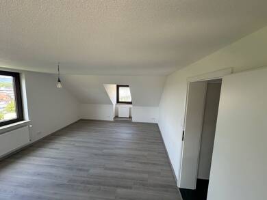 Wohnung zur Miete 920 € 3,5 Zimmer 79,2 m² Dachgeschoss, 3. Geschoss frei ab sofort Kreuzäcker Schwäbisch Hall 74523