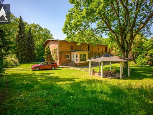 Bauernhaus zum Kauf 180.000 € 3 Zimmer 120 m² 1.900 m² Grundstück Lindenhof 10 Adersleben Wegeleben 38828