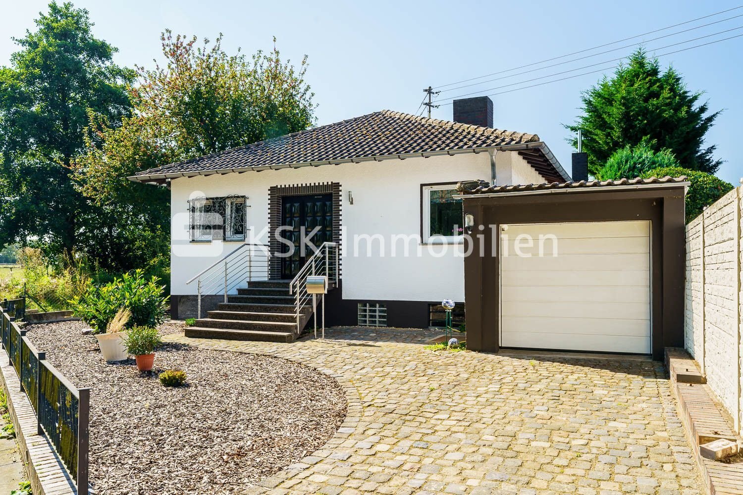 Bungalow zum Kauf 380.000 € 3 Zimmer 98,5 m²<br/>Wohnfläche 936 m²<br/>Grundstück Ramershoven Rheinbach 53359