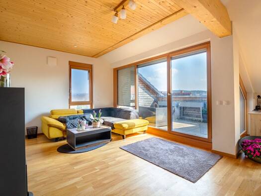 Wohnung zum Kauf 317.000 € 2 Zimmer 75 m² 2. Geschoss Destubener Straße 18A Rödensdorf Bayreuth / Destuben 95448