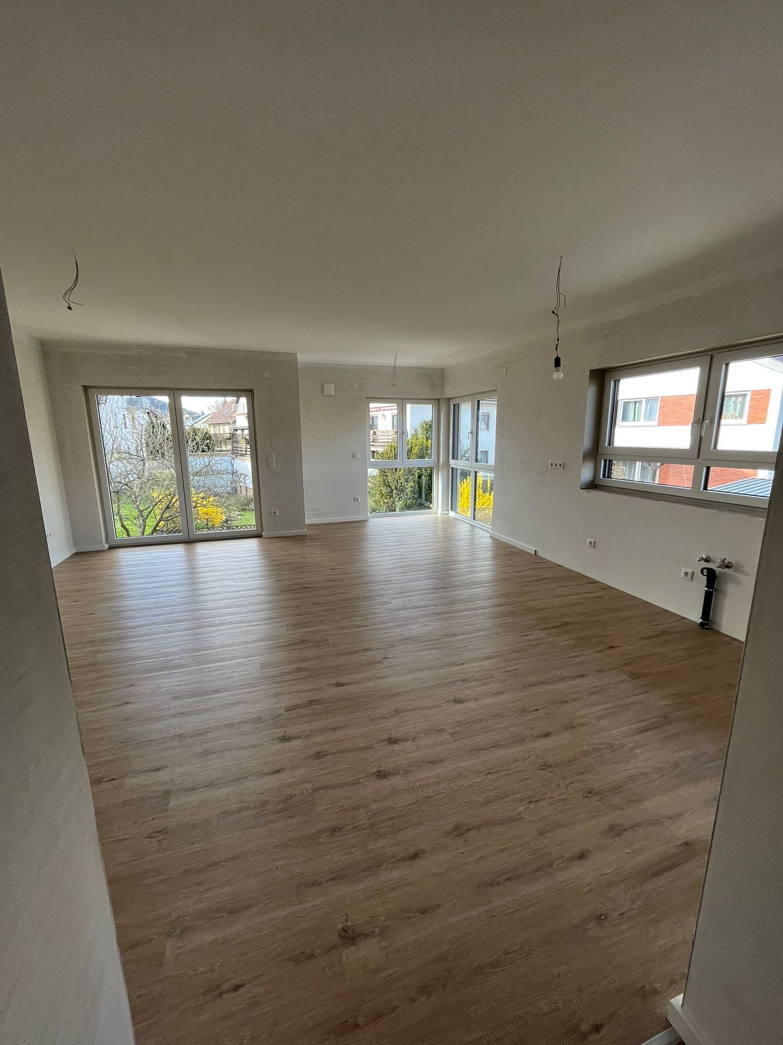 Wohnung zur Miete 900 € 3 Zimmer 77 m²<br/>Wohnfläche 1.<br/>Geschoss Westpreußenstraße Kleinheubach 63924