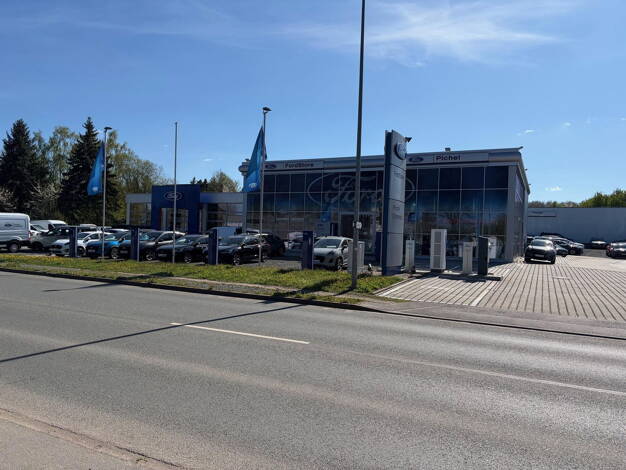 Laden zum Kauf provisionsfrei 900.000 € 670 m² Verkaufsfläche Blankenburgstraße 67 Furth Chemnitz 09114