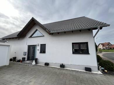 Einfamilienhaus zum Kauf 295.000 € 5 Zimmer 160 m² 651 m² Grundstück Garstadt Bergrheinfeld 97493