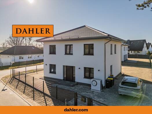 Einfamilienhaus zum Kauf - Erstbezug 859.000 € 5 Zimmer 153,2 m² 583 m² Grundstück Falkensee 14612