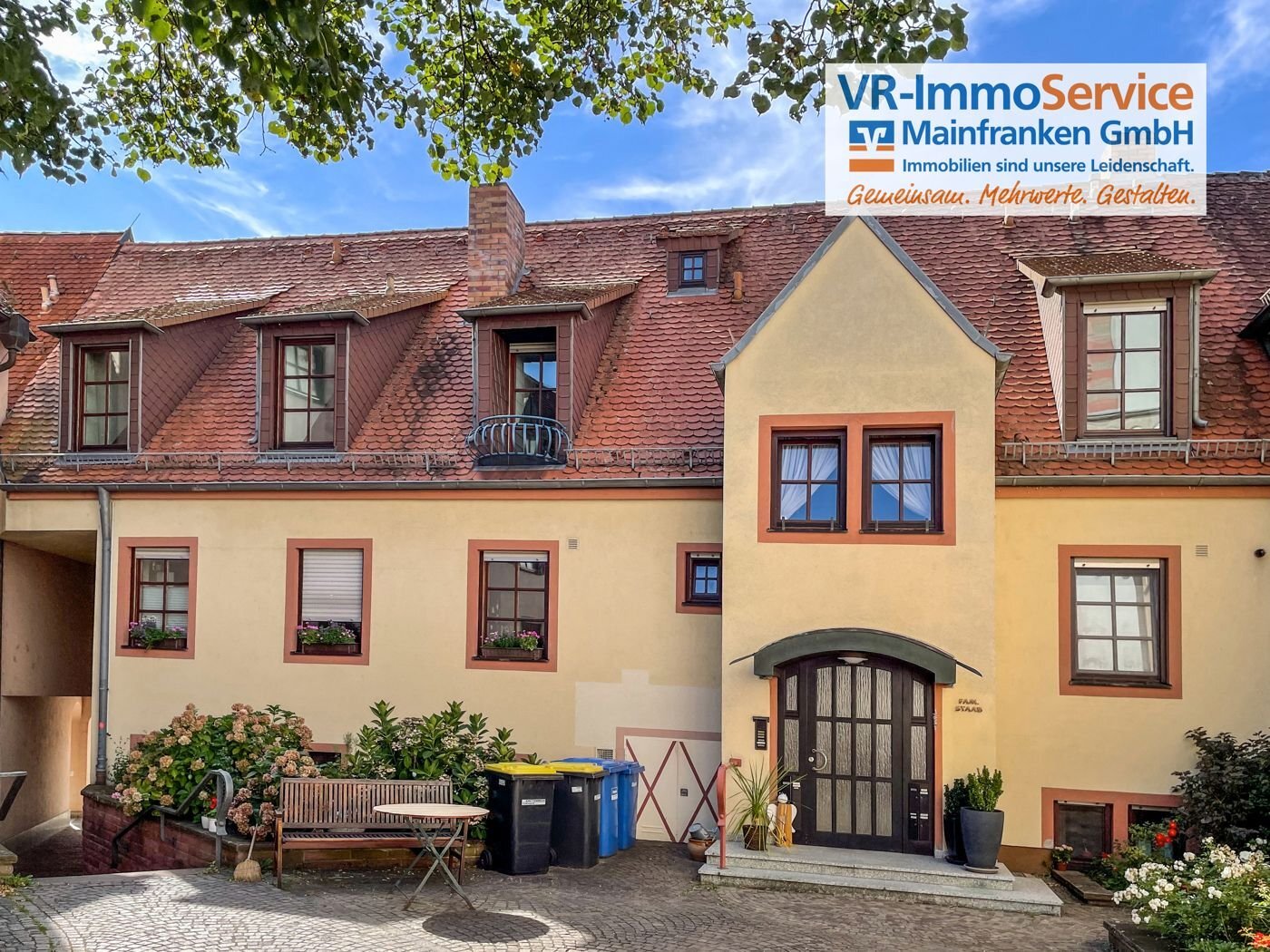 Mehrfamilienhaus zum Kauf 729.000 € 12 Zimmer 315,4 m²<br/>Wohnfläche 173 m²<br/>Grundstück Veitshöchheim Veitshöchheim 97209