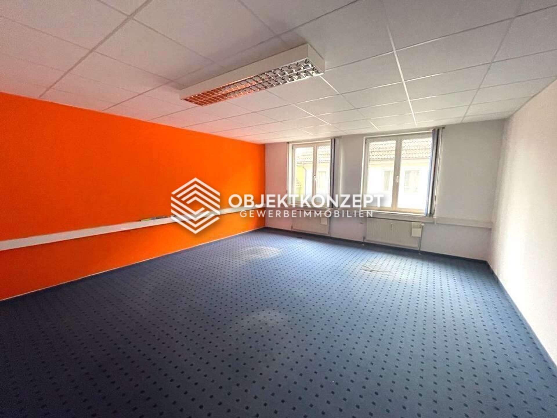 Bürofläche zur Miete 1.400 € 140 m²<br/>Bürofläche ab 140 m²<br/>Teilbarkeit Tuttlingen Tuttlingen 78532