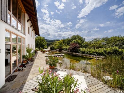 Villa zum Kauf 1.290.000 € 10 Zimmer 500 m² 1.402 m² Grundstück St. Georgen im Attergau 4880