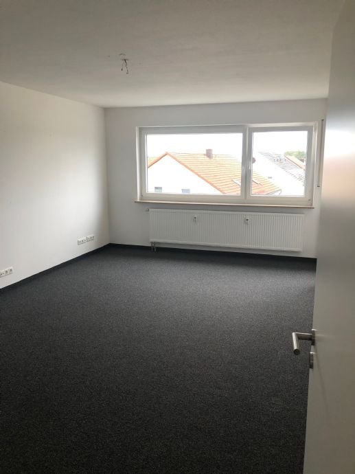 Wohnung zur Miete 580 € 2 Zimmer 66 m²<br/>Wohnfläche 3.<br/>Geschoss Rehbühl Weiden in der Oberpfalz 92637