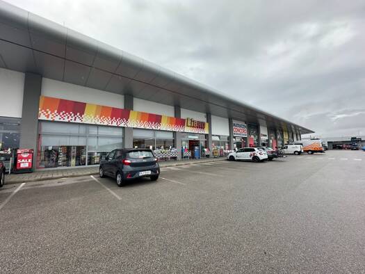 Laden zur Miete 15 € Neusiedl am See 7100