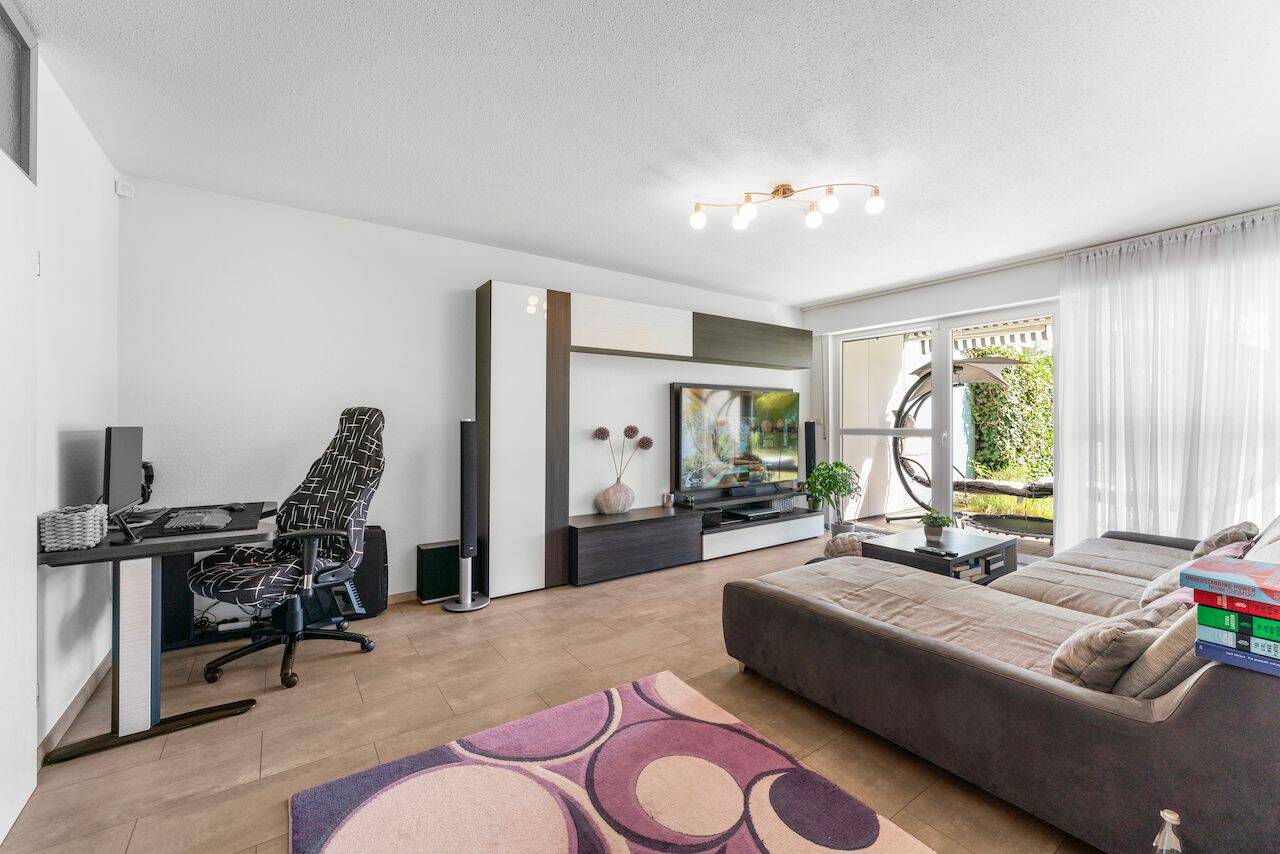 Property thumbnail 2