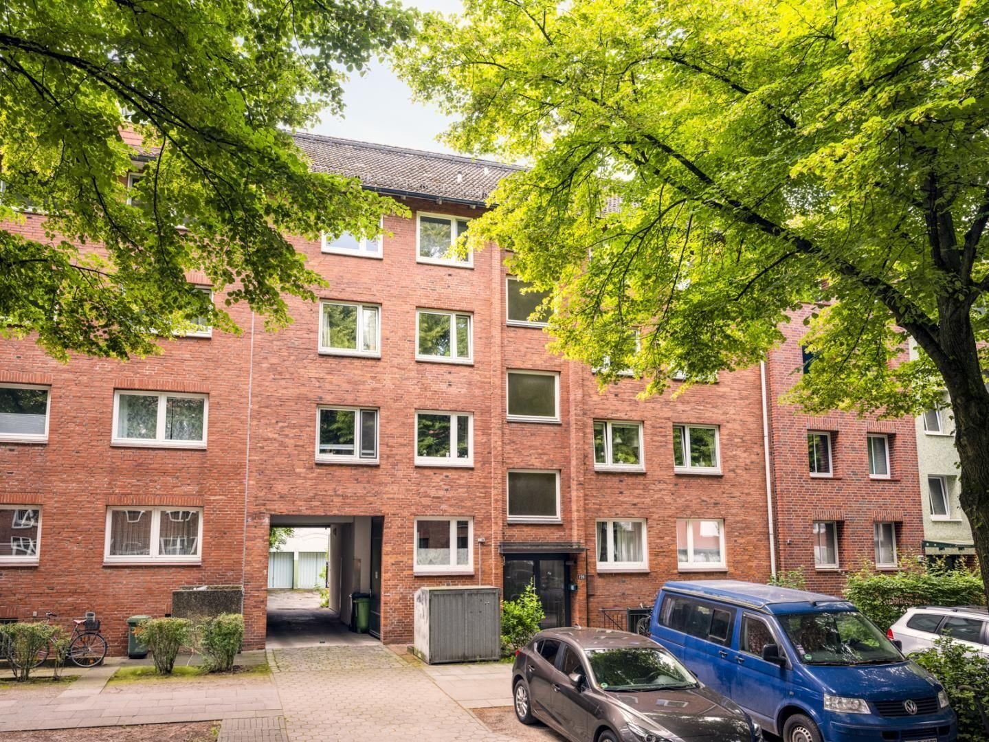 Wohn- und Geschäftshaus zum Kauf als Kapitalanlage geeignet 1.950.000 € 991 m²<br/>Fläche 694 m²<br/>Grundstück ab 991 m²<br/>Teilbarkeit Eilbek Hamburg 22089