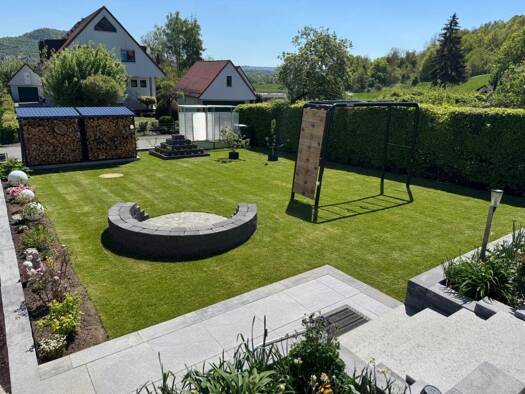 Einfamilienhaus zur Miete 2.100 € 5 Zimmer 125 m² 628 m² Grundstück frei ab sofort Weilersbach 91365