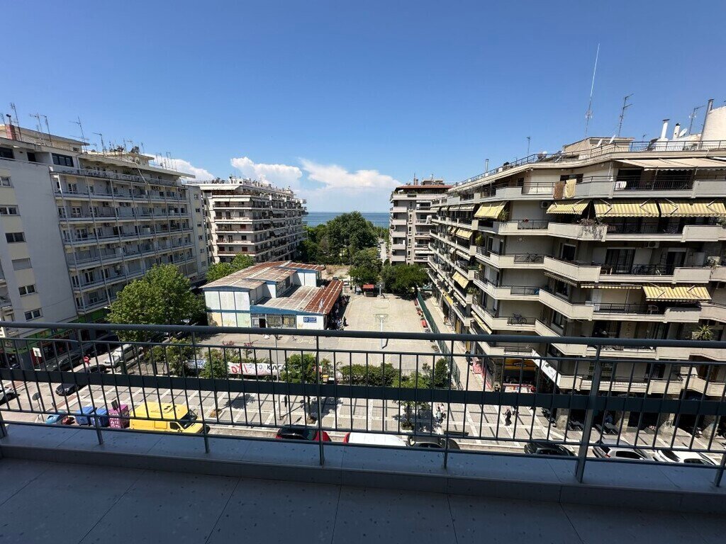 Apartment zum Kauf 265.000 € 3 Zimmer 66 m²<br/>Wohnfläche 1.<br/>Geschoss Thessaloniki