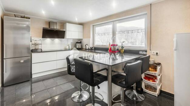 Wohnung zum Kauf 299.000 € 4,5 Zimmer 136,1 m² 2. Geschoss Aistaig Oberndorf am Neckar 78727