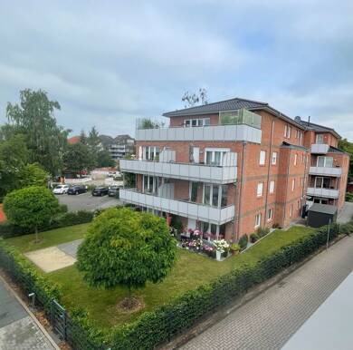 Terrassenwohnung zur Miete 1.215 € 3 Zimmer 96,9 m² Dachgeschoss, 3. Geschoss Berliner Straße 23 Innenstadt, Bez. 8 Geesthacht 21502