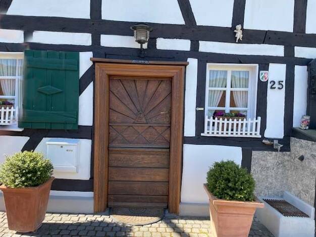 Bauernhaus zum Kauf 349.000 € 7 Zimmer 157,9 m² 640 m² Grundstück Heppenberg Lohmar 53797