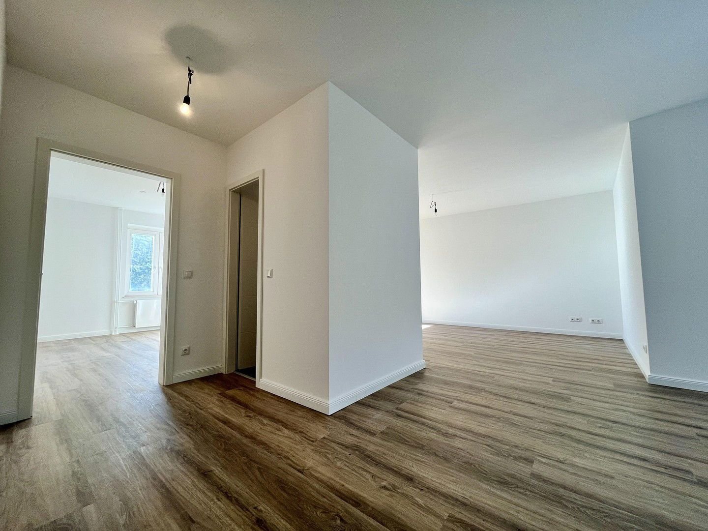 Wohnung zur Miete 1.365 € 3 Zimmer 88 m²<br/>Wohnfläche 4.<br/>Geschoss 01.11.2024<br/>Verfügbarkeit Jakob-Kaiser-Straße 18 Lohbrügge Hamburg 21031