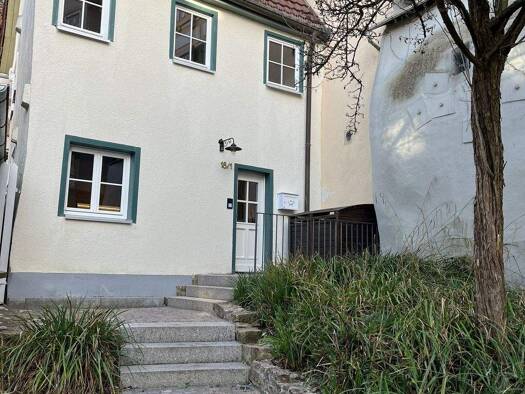 Haus zur Miete 1.450 € 3 Zimmer 75 m² 180 m² Grundstück frei ab sofort Herrenberg 71083