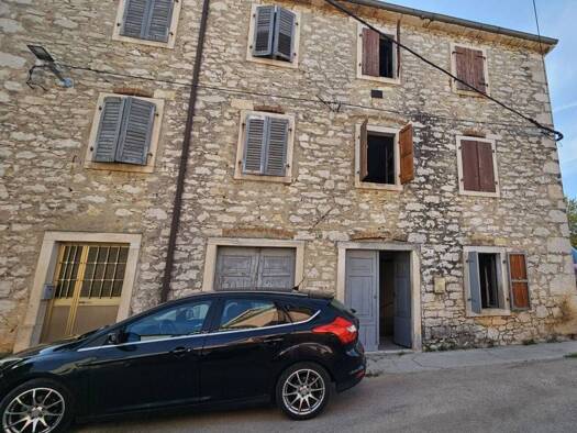 Haus zum Kauf 99.000 € 3 Zimmer 67 m² Brtonigla
