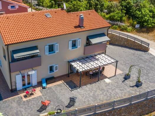 Haus zum Kauf 1.020.000 € 7 Zimmer 200 m² Cres
