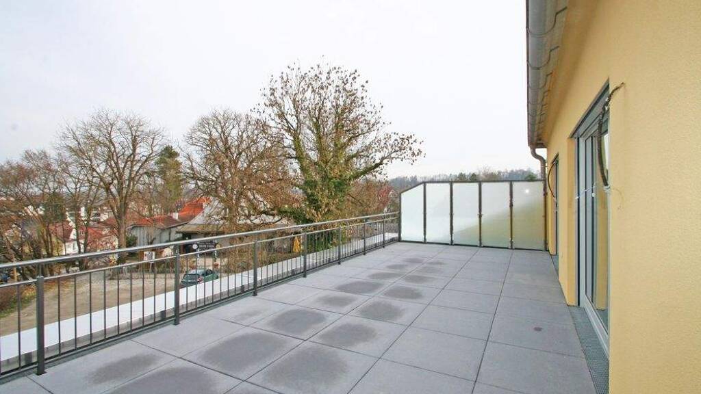 Wohnung zur Miete 2.120 € 3 Zimmer 135,1 m² 1. Geschoss Landsberg Landsberg am Lech 86899