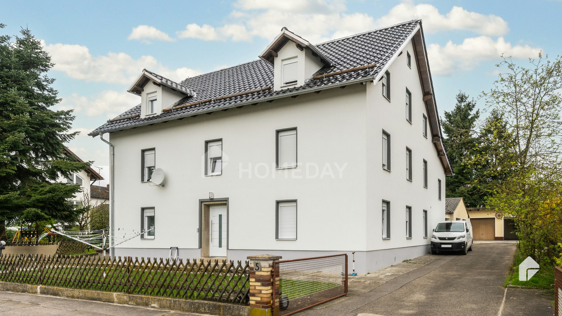 Mehrfamilienhaus zum Kauf 1.298.000 € 15 Zimmer 376,8 m²<br/>Wohnfläche 1.362 m²<br/>Grundstück Ziegelhütte Maxhütte-Haidhof 93142