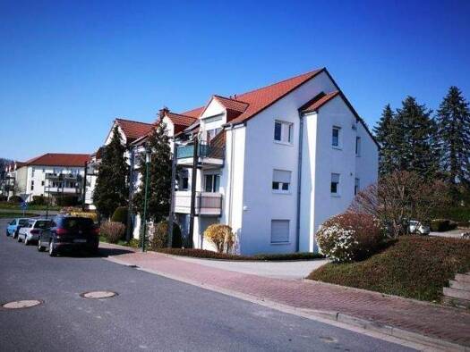 Wohnung zur Miete 650 € 4 Zimmer 104,2 m² Dachgeschoss, 2. Geschoss frei ab sofort Am Wall 1 Ohorn 01896