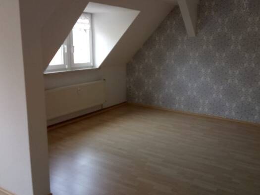 Wohnung zur Miete 395 € 3 Zimmer 75 m² frei ab 01.11.2026 Weischlitz Weischlitz 08538