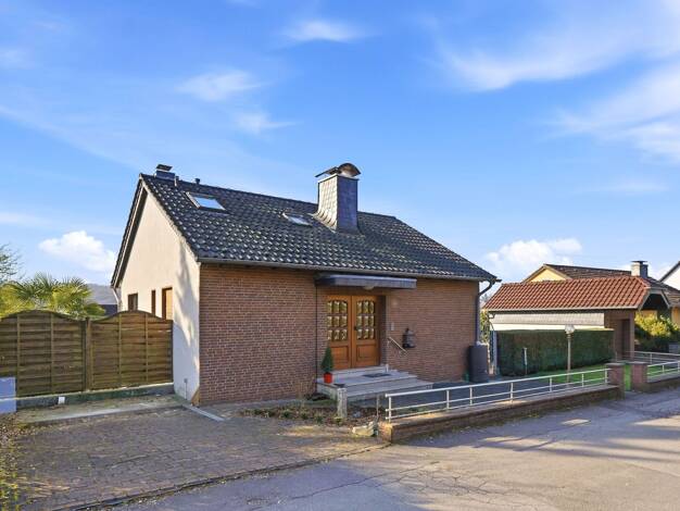 Einfamilienhaus zum Kauf 399.000 € 3 Zimmer 130 m² 700 m² Grundstück Steinenbrück Overath 51491