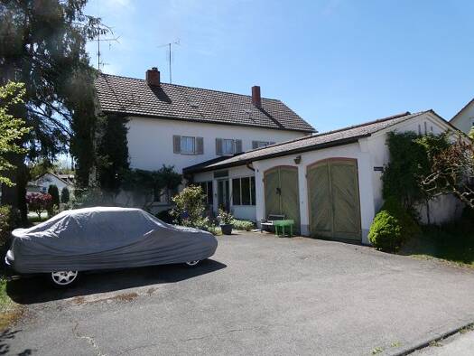 Haus zum Kauf 515.000 € 10 Zimmer 300 m² 910 m² Grundstück Stockach Stockach 78333