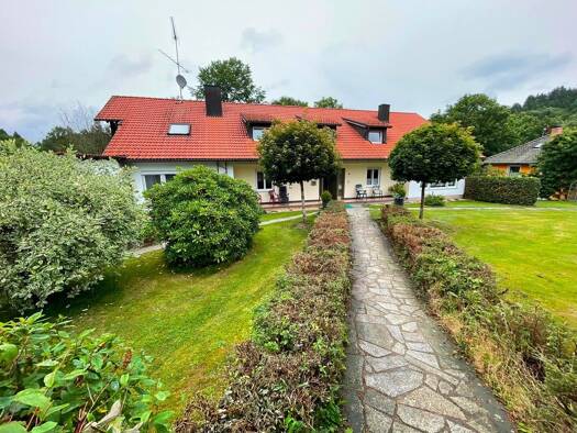 Wohnung zur Miete 450 € 3 Zimmer 80 m² 2. Geschoss frei ab sofort Neuenhammer Georgenberg 92697