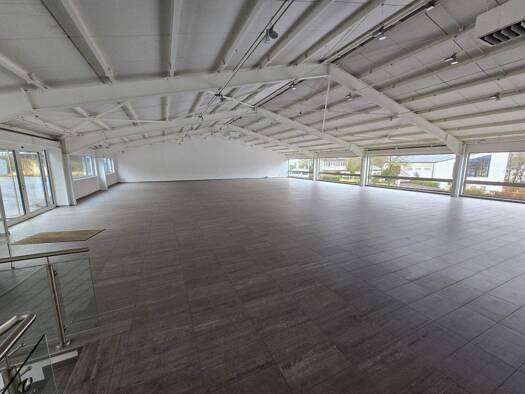 Büro-/Lagergebäude zur Miete 2 Zimmer 500 m² Bürofläche teilbar ab 250 m² Berliner Straße 7 Lüdenscheid Lüdenscheid 58511