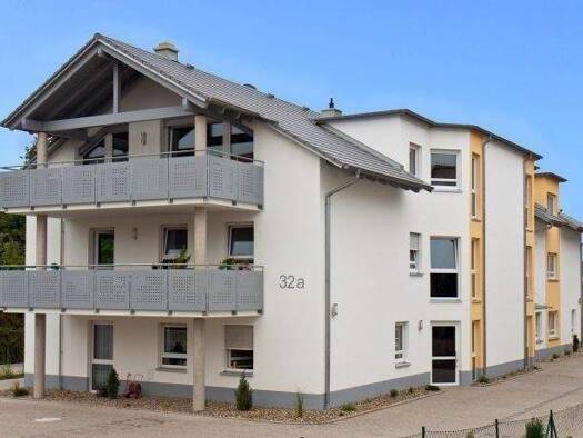 Wohnung zur Miete 880 € 3 Zimmer 95 m² EG frei ab 01.04.2026 Höchstadt Höchstadt a.d.Aisch 91315