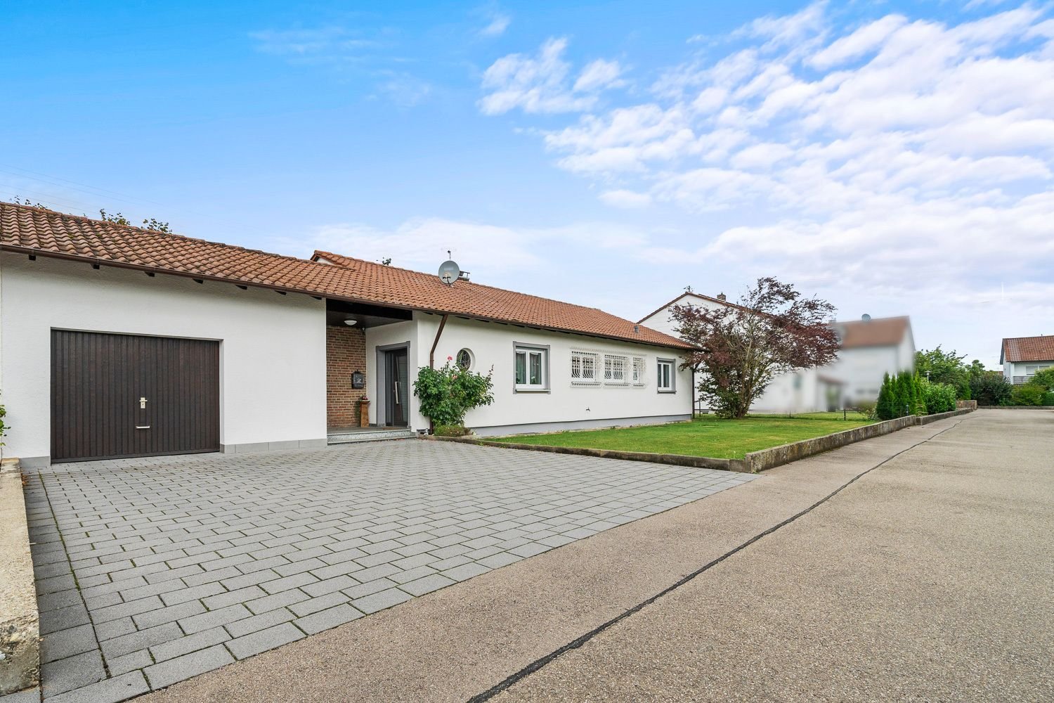 Bungalow zum Kauf 439.900 € 5 Zimmer 139,1 m²<br/>Wohnfläche 768 m²<br/>Grundstück 01.01.2025<br/>Verfügbarkeit Altheim Altheim 88499