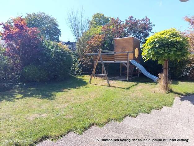 Immobilie zum Kauf 580.000 € 11 Zimmer 281 m² 889 m² Grundstück frei ab sofort Lipperbruch Lippstadt 59558