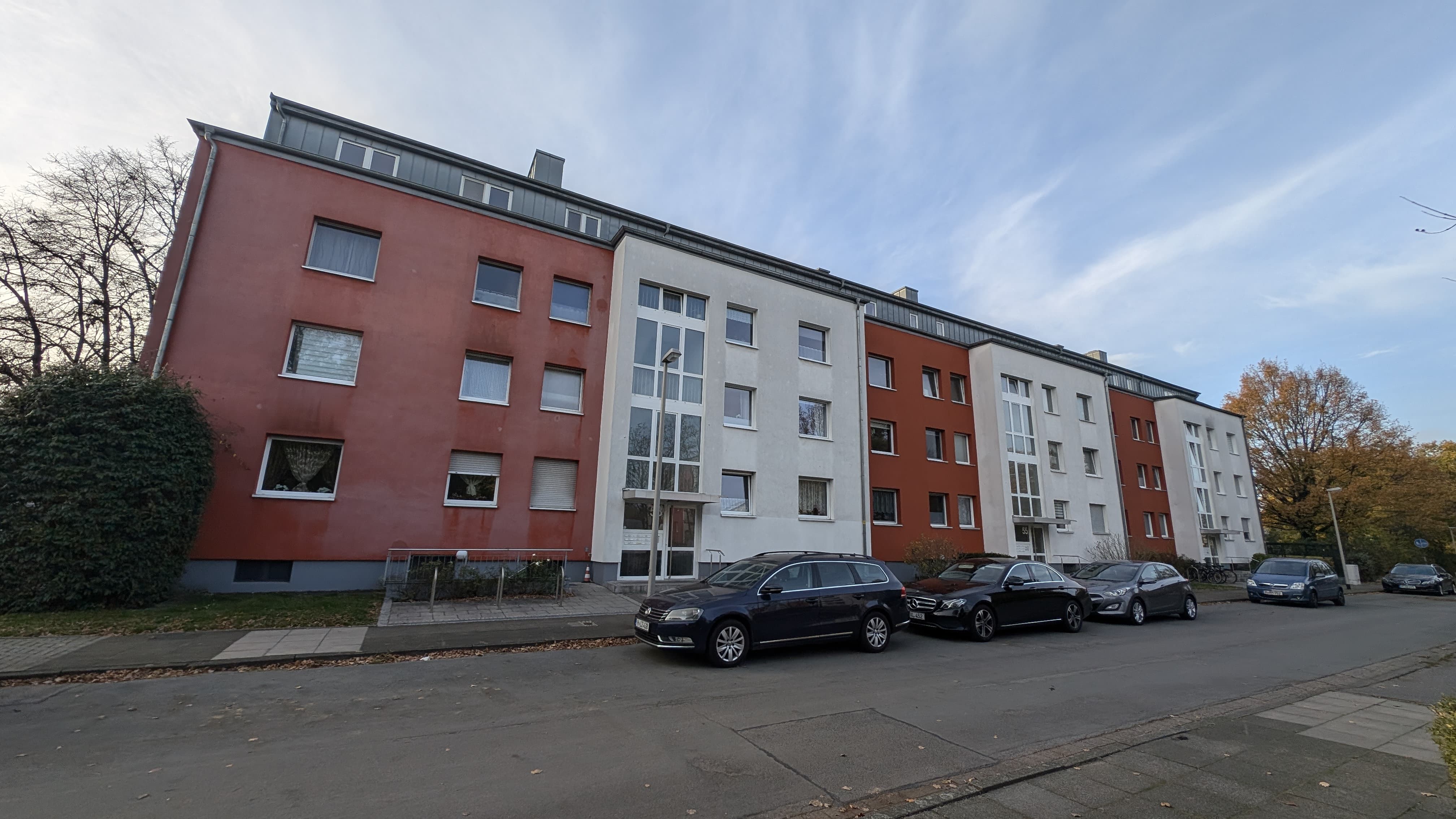 Wohnung zur Miete 675 € 2 Zimmer 74 m²<br/>Wohnfläche Thüringer Str. 53 Vahrenheide Hannover 30179