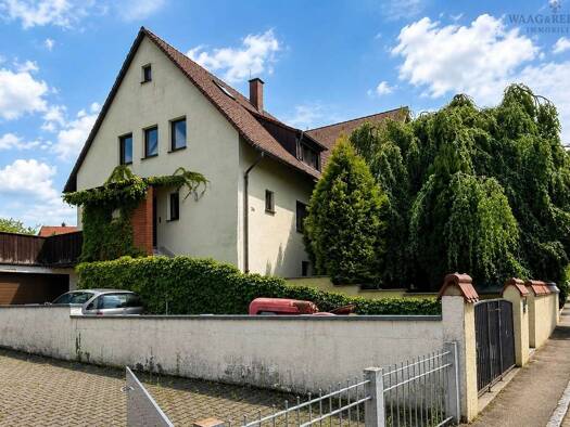 Mehrfamilienhaus zum Kauf 885.000 € 8 Zimmer 236,8 m² 769 m² Grundstück frei ab sofort Katzwang Nürnberg 90455