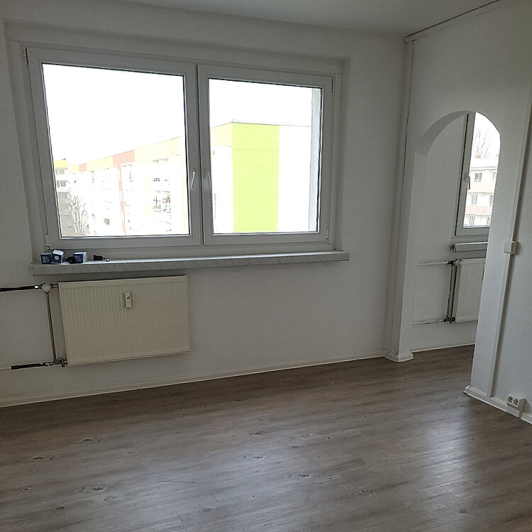 Wohnung zur Miete 265 € 2 Zimmer 41,7 m²<br/>Wohnfläche EG<br/>Geschoss Albert-Roth-Straße 15 Ortslage Ammendorf / Beesen Halle (Saale) 06132